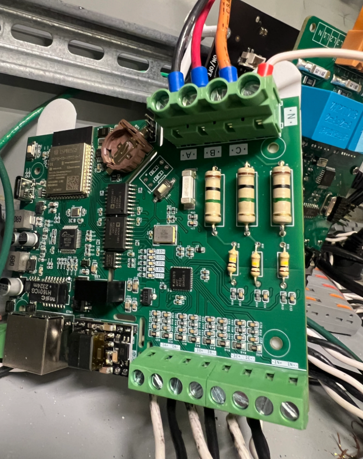 ESP32 3-Phase Power Meter
